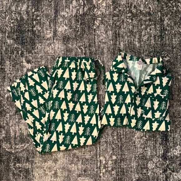 ⚡️Like-New⚡️Hanna Andersson Green and White Flannel Pajama Set - Picture 6 of 8